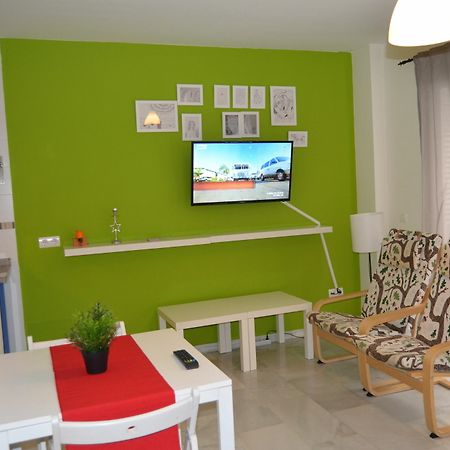 Apartamentos Canasteros Малага Экстерьер фото