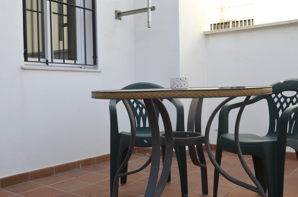 Apartamentos Canasteros Малага Номер фото