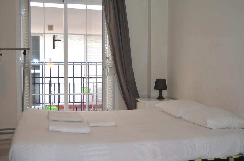 Apartamentos Canasteros Малага Номер фото