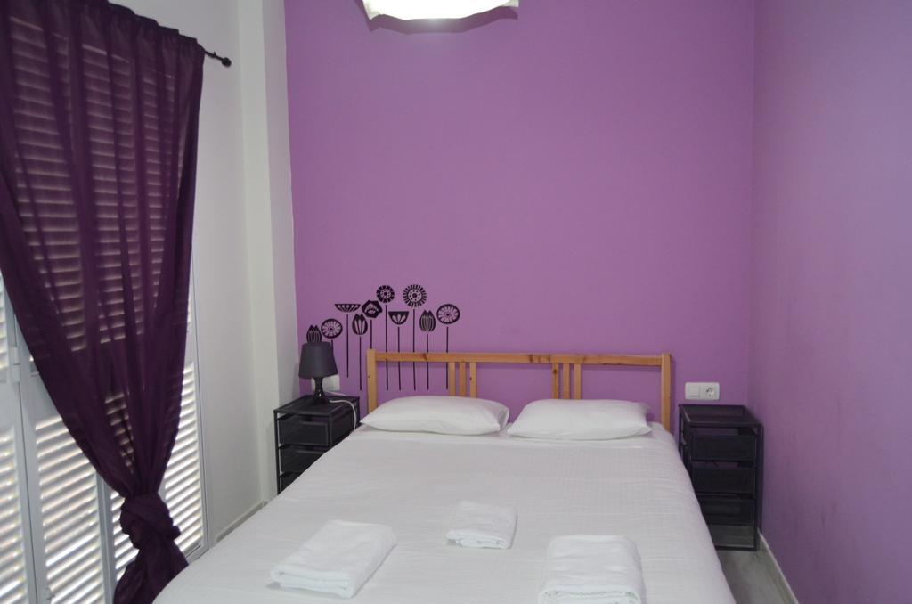 Apartamentos Canasteros Малага Номер фото